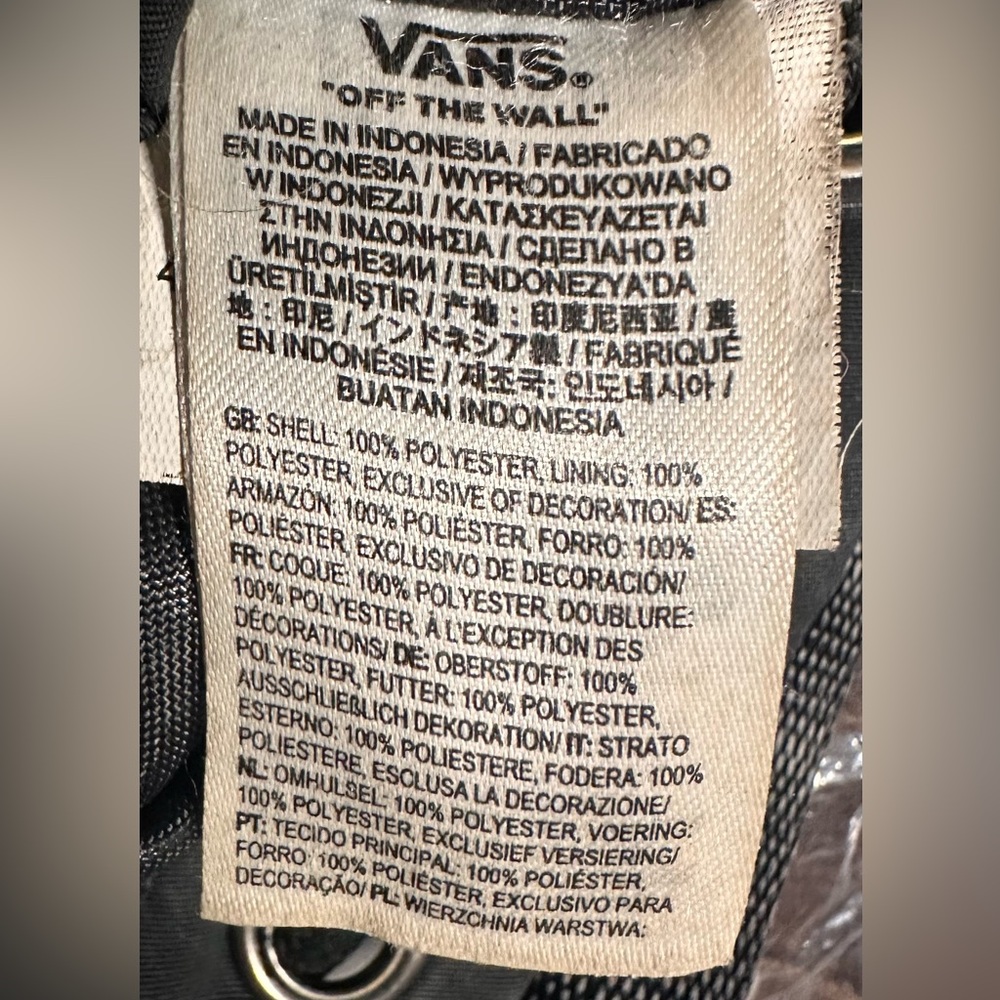 Vans Bucket Crossbody Bag - Picture 13 of 13
